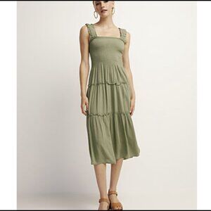 Vero Moda Smocked bust tiered dress - Green  - Size MED